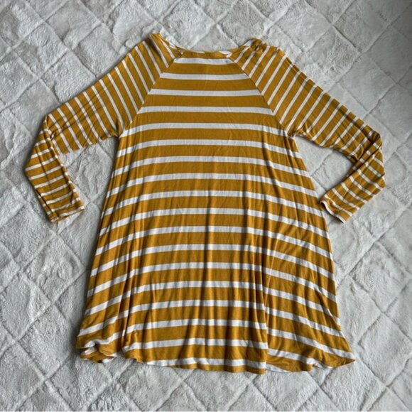 Matilda Jane | Walking on Sunshine Striped Oversized Tunic | Size Small - Picture 5 of 9